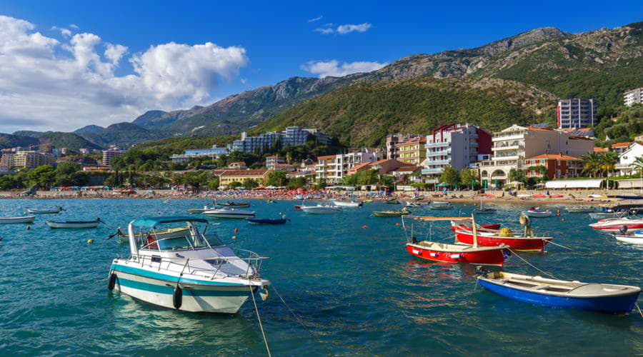 Nossos serviços de aluguel de carros oferecem uma seleção diversificada de veículos em Rafailovici.